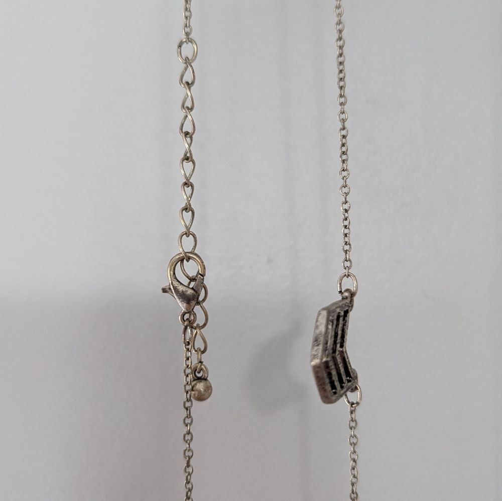 Necklace bundle - Picture 5 of 16